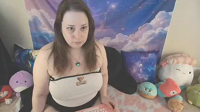 MilkyBunny online show from April 21, 3:39 pm