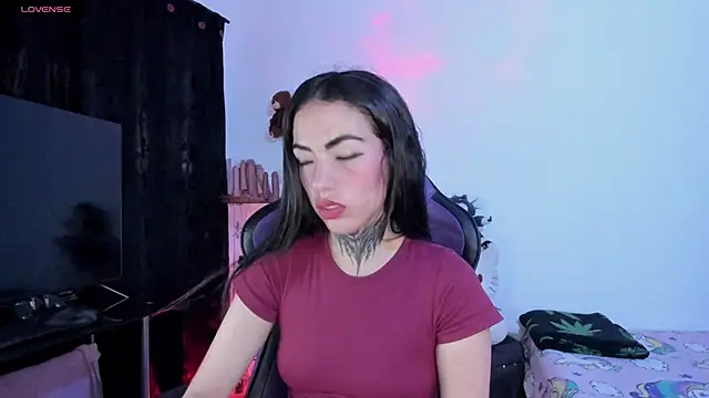 Alice ch1 online show from April 21, 10:56 pm