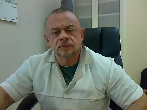 Wild Gladiator online show from February 5, 6:35 am