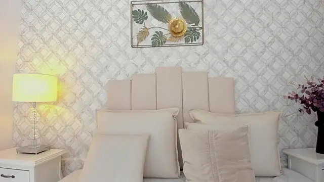 MarianaSanz online show from September 14, 1:10 pm