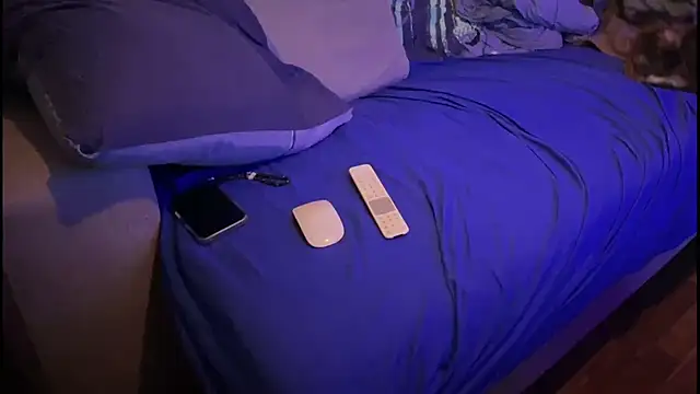 swissMen DE online show from March 4, 10:05 pm