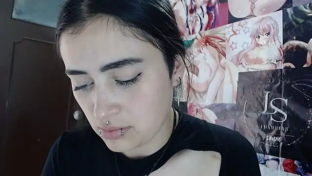 Snapshot of Nylaahh_ chatting on October 11, 7:23 pm Nylaahh online show from October 11, 7:23 pm