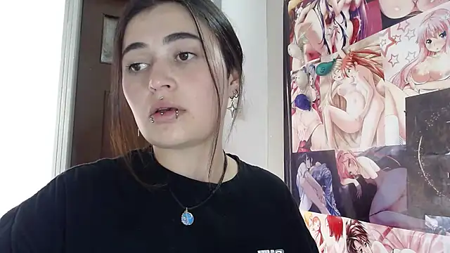 Snapshot of Nylaahh_ chatting on October 12, 7:46 pm Nylaahh online show from October 12, 7:46 pm