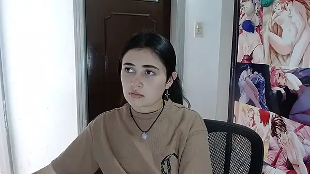 Snapshot of Nylaahh_ chatting on October 13, 7:58 pm Nylaahh online show from October 13, 7:58 pm