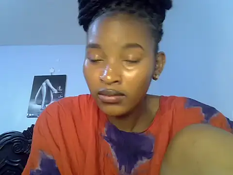 cute-alexis online show from February 6, 8:29 am