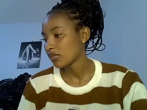 cute-alexis online show from April 11, 9:35 am