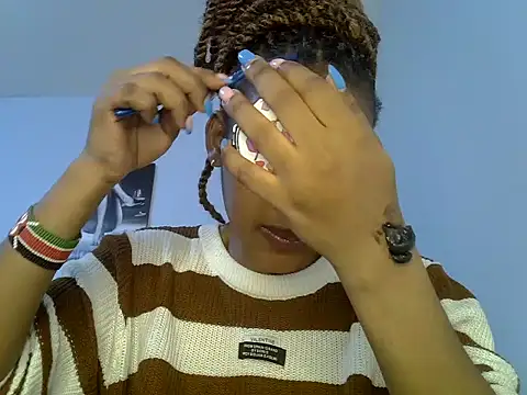 cute-alexis online show from April 18, 9:02 am