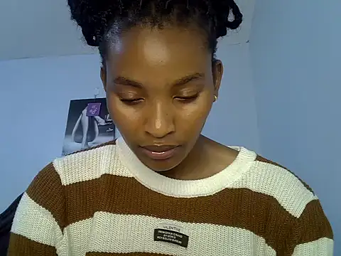 Snapshot of cute-alexis chatting on May 3, 10:32 am cute-alexis online show from May 3, 10:32 am