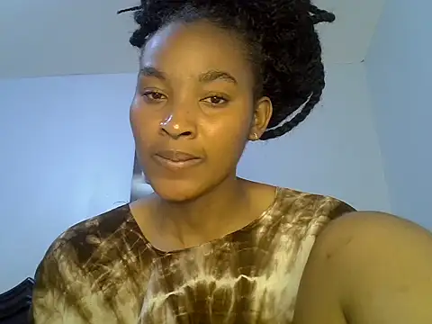 Snapshot of cute-alexis chatting on May 7, 10:26 pm cute-alexis online show from May 7, 10:26 pm
