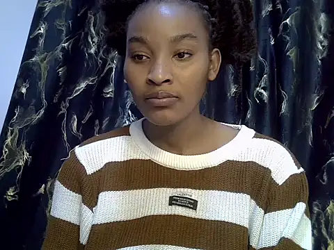 Snapshot of cute-alexis chatting on May 13, 1:30 pm cute-alexis online show from May 13, 1:30 pm