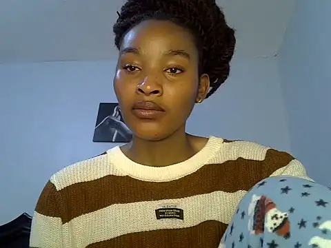 Snapshot of cute-alexis chatting on May 20, 9:37 am cute-alexis online show from May 20, 9:37 am