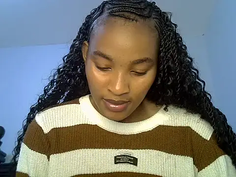 Snapshot of cute-alexis chatting on May 28, 10:45 am cute-alexis online show from May 28, 10:45 am