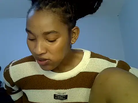 Snapshot of cute-alexis chatting on June 23, 9:51 am cute-alexis online show from June 23, 9:51 am