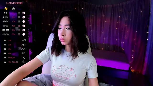 Snapshot of sensualily chatting on February 27, 4:43 pm sensualily online show from February 27, 4:43 pm