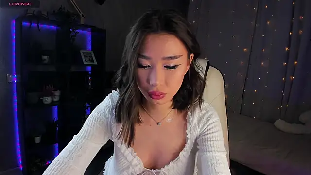 Snapshot of sensualily chatting on March 16, 5:39 pm sensualily online show from March 16, 5:39 pm