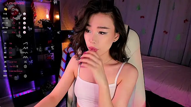 sensualily online show from January 13, 3:34 am