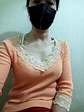 Snapshot of YunLem chatting on February 22, 6:06 am YunLem online show from February 22, 6:06 am