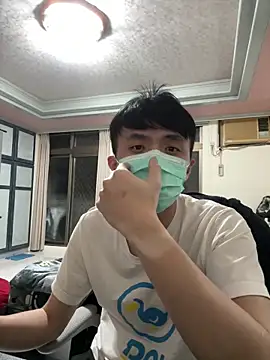 Snapshot of alan24014 chatting on February 3, 1:05 pm alan24014 online show from February 3, 1:05 pm