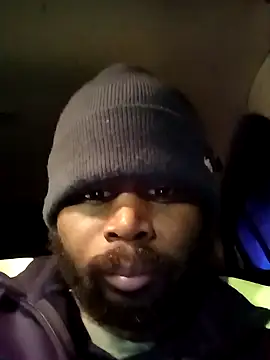 Snapshot of goodboybaddaddy chatting on December 10, 2:05 am goodboybaddaddy online show from December 10, 2:05 am