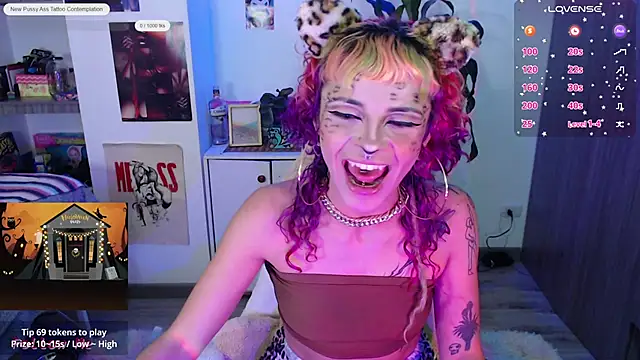lila bratz online show from October 16, 9:38 pm