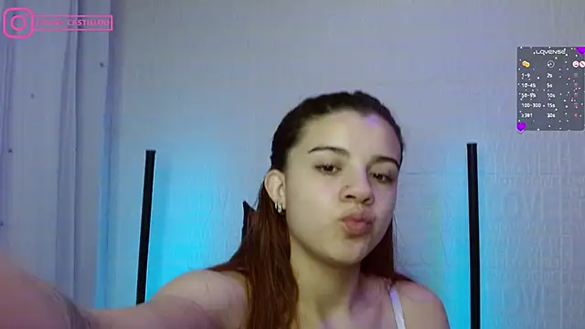 Snapshot of Layla_castilloo chatting on February 12, 2:10 pm Layla castilloo online show from February 12, 2:10 pm