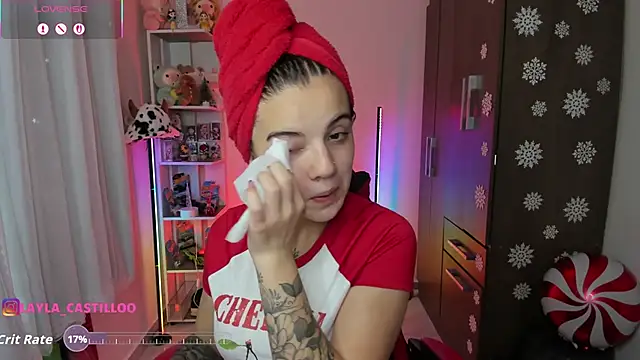 Snapshot of Layla_castilloo chatting on November 20, 5:01 pm Layla castilloo online show from November 20, 5:01 pm