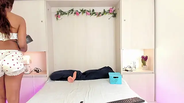 KendallRosse1 online show from December 1, 12:21 pm