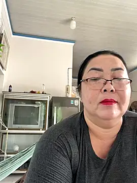 NDith online show from November 21, 1:59 am