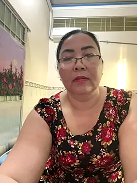 NDith online show from December 17, 11:33 pm