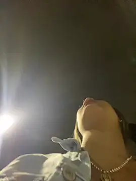 Snapshot of NAUGHTY_LITTLE_18 chatting on December 17, 12:01 am NAUGHTY LITTLE 18 online show from December 17, 12:01 am