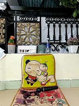 lyna bl online show from April 19, 1:32 pm