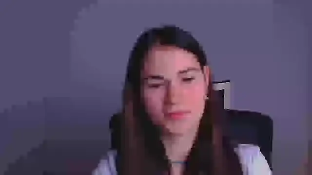 Snapshot of Loon_Amore chatting on December 3, 7:55 pm Loon Amore online show from December 3, 7:55 pm