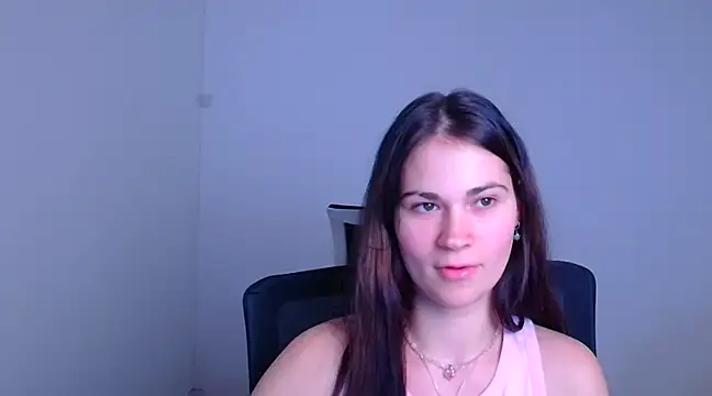 Snapshot of Loon_Amore chatting on January 23, 10:22 pm Loon Amore online show from January 23, 10:22 pm