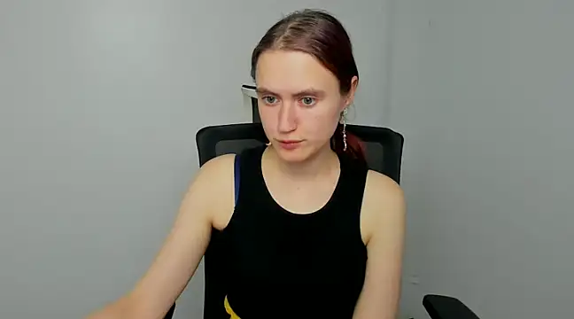 Snapshot of Gabriellagirl chatting on December 5, 10:34 pm Gabriellagirl online show from December 5, 10:34 pm