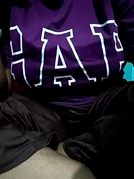 Snapshot of Priya-89 chatting on September 18, 9:44 am Priya-89 online show from September 18, 9:44 am