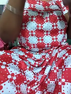 Snapshot of Priya-89 chatting on December 18, 1:55 am Priya-89 online show from December 18, 1:55 am