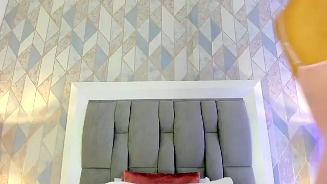 Snapshot of anais_cooper chatting on March 22, 11:11 am anais cooper online show from March 22, 11:11 am