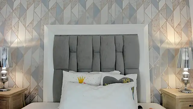 Snapshot of anais_cooper chatting on October 5, 11:41 am anais cooper online show from October 5, 11:41 am