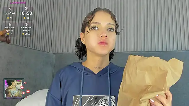 pau live online show from September 14, 8:57 am