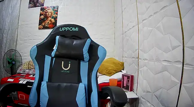 Snapshot of Mendoza_Amaranata chatting on March 5, 12:59 am Mendoza Amaranata online show from March 5, 12:59 am