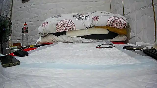 Snapshot of Mendoza_Amaranata chatting on September 14, 9:14 pm Mendoza Amaranata online show from September 14, 9:14 pm