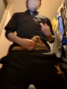 Snapshot of RYOTA8888888888 chatting on January 12, 5:56 am RYOTA8888888888 online show from January 12, 5:56 am