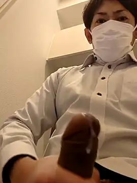 Snapshot of RYOTA8888888888 chatting on February 3, 4:25 am RYOTA8888888888 online show from February 3, 4:25 am