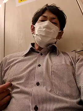 Snapshot of RYOTA8888888888 chatting on February 18, 6:15 am RYOTA8888888888 online show from February 18, 6:15 am