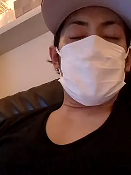 Snapshot of RYOTA8888888888 chatting on February 23, 6:28 am RYOTA8888888888 online show from February 23, 6:28 am