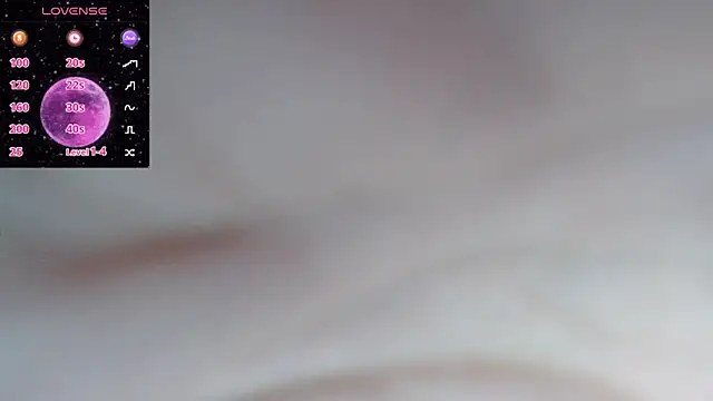 Snapshot of ambarsmith02 chatting on January 21, 8:41 am ambarsmith02 online show from January 21, 8:41 am