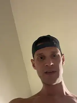 Camcam21 online show from February 28, 7:58 am