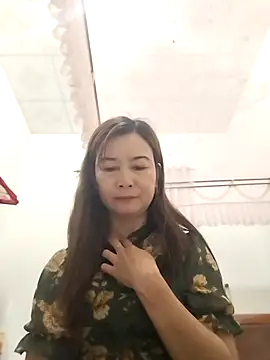 Snapshot of Sexy-ladyboobs20 chatting on January 4, 10:34 pm Sexy-ladyboobs20 online show from January 4, 10:34 pm