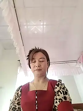 Snapshot of Sexy-ladyboobs20 chatting on January 26, 1:31 am Sexy-ladyboobs20 online show from January 26, 1:31 am