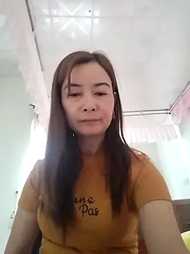 Snapshot of Sexy-ladyboobs20 chatting on February 14, 12:09 am Sexy-ladyboobs20 online show from February 14, 12:09 am